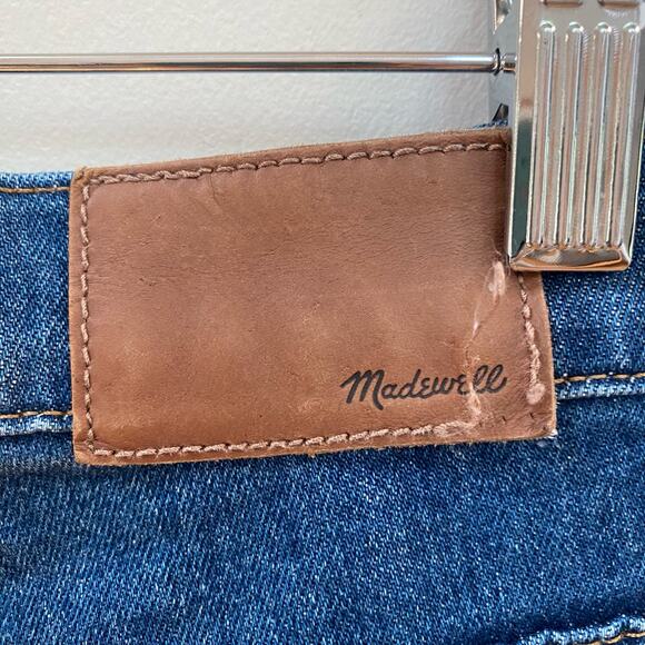 Madewell High Rise Slim Boyjean Size 25 Straight Leg Normcore Minimalist - Picture 6 of 7